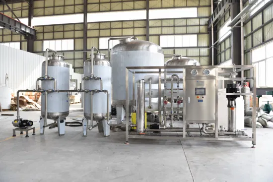Máquina de sistema de purificación de tratamiento de filtro de agua subterránea industrial completamente automática con planta RO y UV para planta de agua mineral de botella potable pura